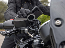 QUAD LOCK WATERPROOF WIRELESS CHARGING HEAD - MOTORCYCLE