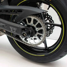 OGGY KNOBBS KAWASAKI Z900 2017-2024 REAR AXLE SLIDER