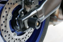OGGY KNOBBS YAMAHA MT-09/MT-09 SP 2021-2024 REAR AXLE SLIDER