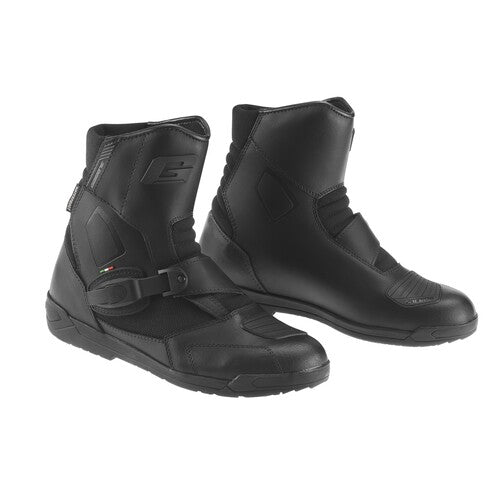 GAERNE G.STELVIO AQUATECH BLACK BOOTS