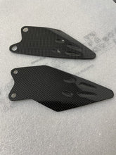 CARBON2RACE KAWASAKI ZX-6R 2009-2024 CARBON FIBER HEEL PLATES