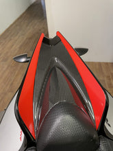 CARBON2RACE APRILIA TUONO V4 1000 / 1100 2011-2020 CARBON FIBER PILLION REAR SEAT COVER