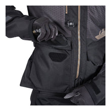 LEATT 5.5 ADV FLOWTOUR JACKET - STEALTH