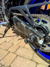 CARBON2RACE YAMAHA MT-09 2021-2025 CARBON FIBER SWINGARM COVERS