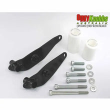 OGGY KNOBBS TRIUMPH STREET TRIPLE 675 2007-2012 WHITE FRAME SLIDER KIT