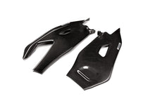 CARBON2RACE YAMAHA R1 2015-2024 CARBON FIBER SWINGARM COVERS