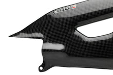 CARBON2RACE YAMAHA R1 2015-2024 CARBON FIBER SWINGARM COVERS